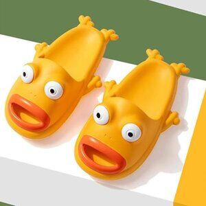 MEADOO "Funny Frog Slippers" Flip Flops, Slides- Size: (M)8.5-9.5 (W)10.5-11.5